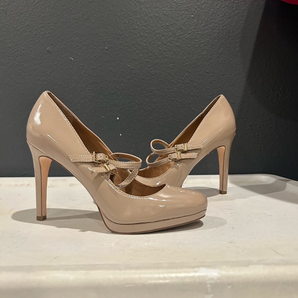 Calvin Klein Nude Patent Platform Heels – US Women’s 5